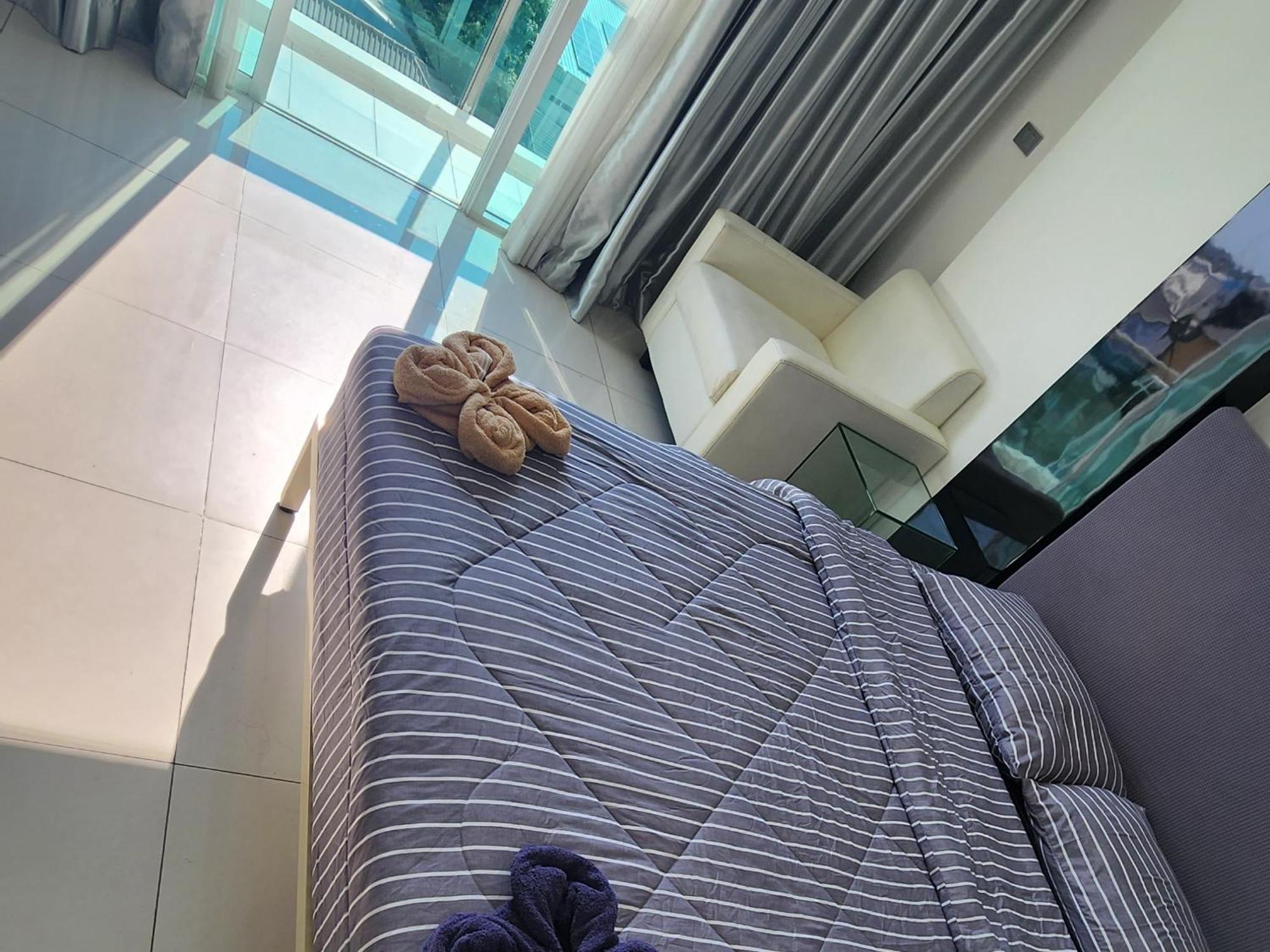 City Center Residentes Ccr Pattaya Y Exteriér fotografie