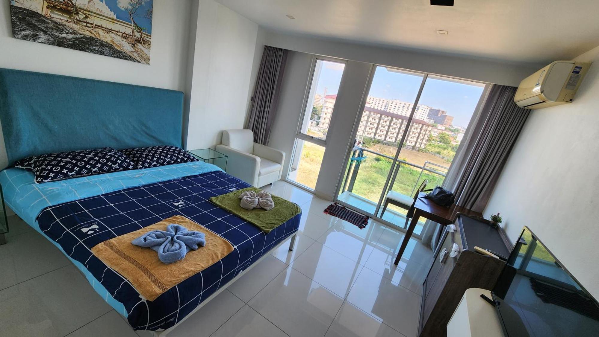 City Center Residentes Ccr Pattaya Y Exteriér fotografie