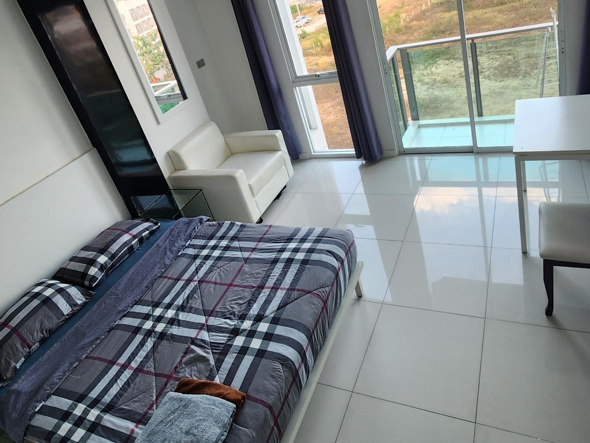 City Center Residentes Ccr Pattaya Y Exteriér fotografie